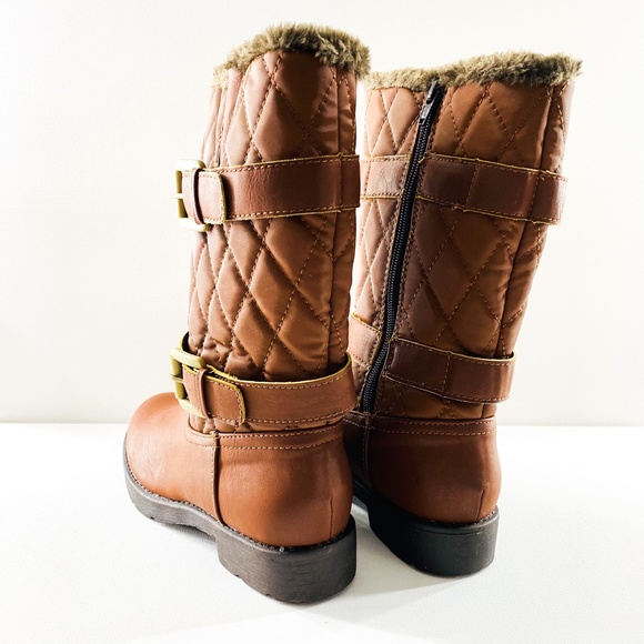 G.H. Bass & Co. Brown Quilted Winter Boots - Picture 8 of 11